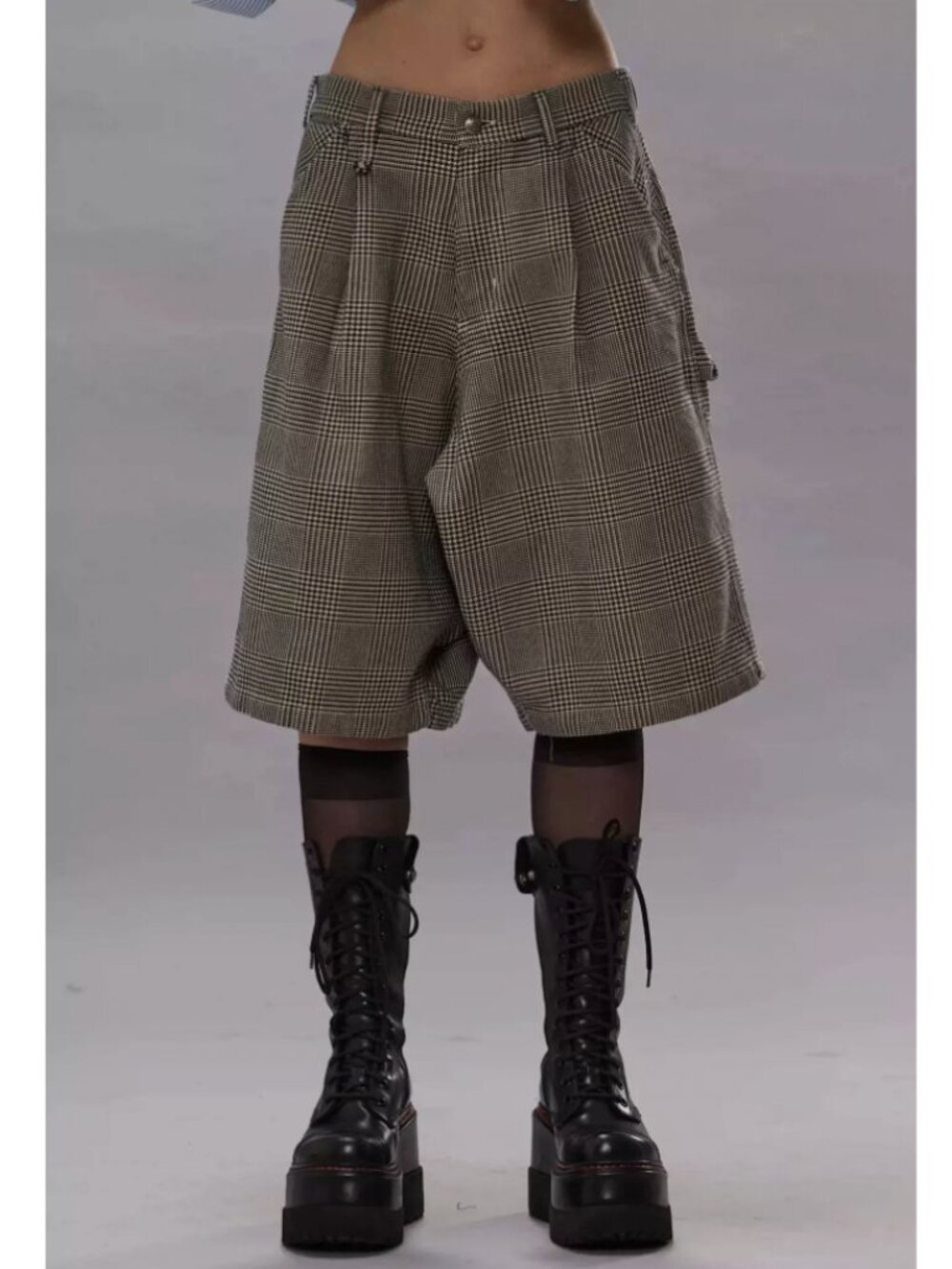 NWT R13 Jesse Carpenter Short - Prince of Wales Grey Check - Picture 2 of 9